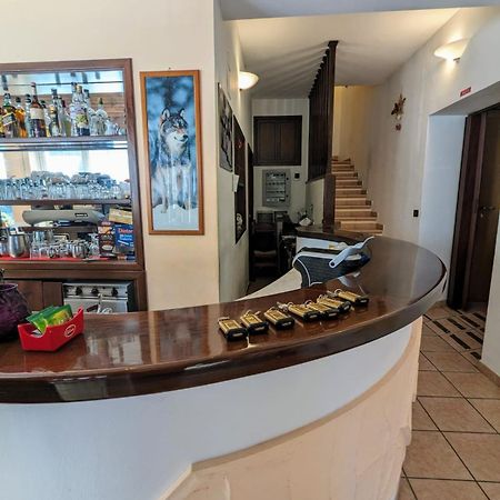 Hotel Il Rifugio Del Lupo スカンノ エクステリア 写真