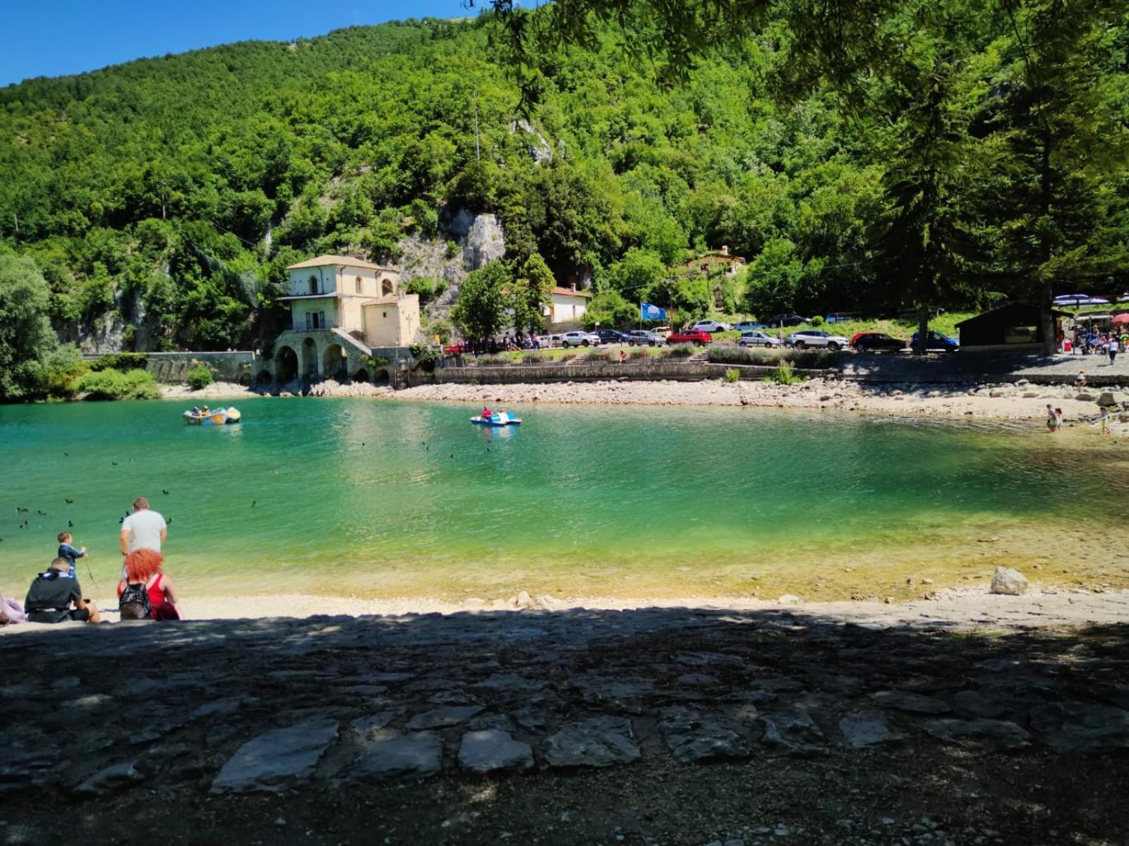 Hotel Il Rifugio Del Lupo スカンノ エクステリア 写真