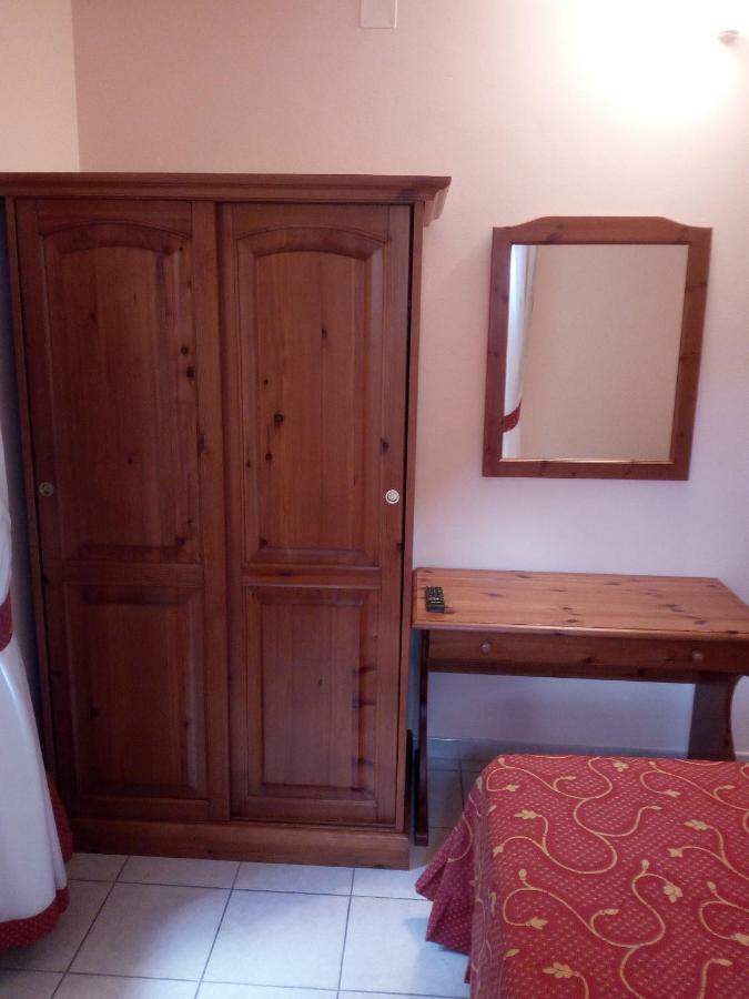 Hotel Il Rifugio Del Lupo スカンノ エクステリア 写真
