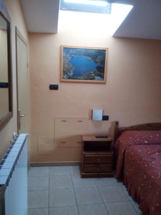 Hotel Il Rifugio Del Lupo スカンノ エクステリア 写真